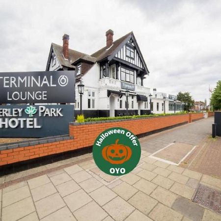 Hotel Oyo Osterley Park à Isleworth Extérieur photo