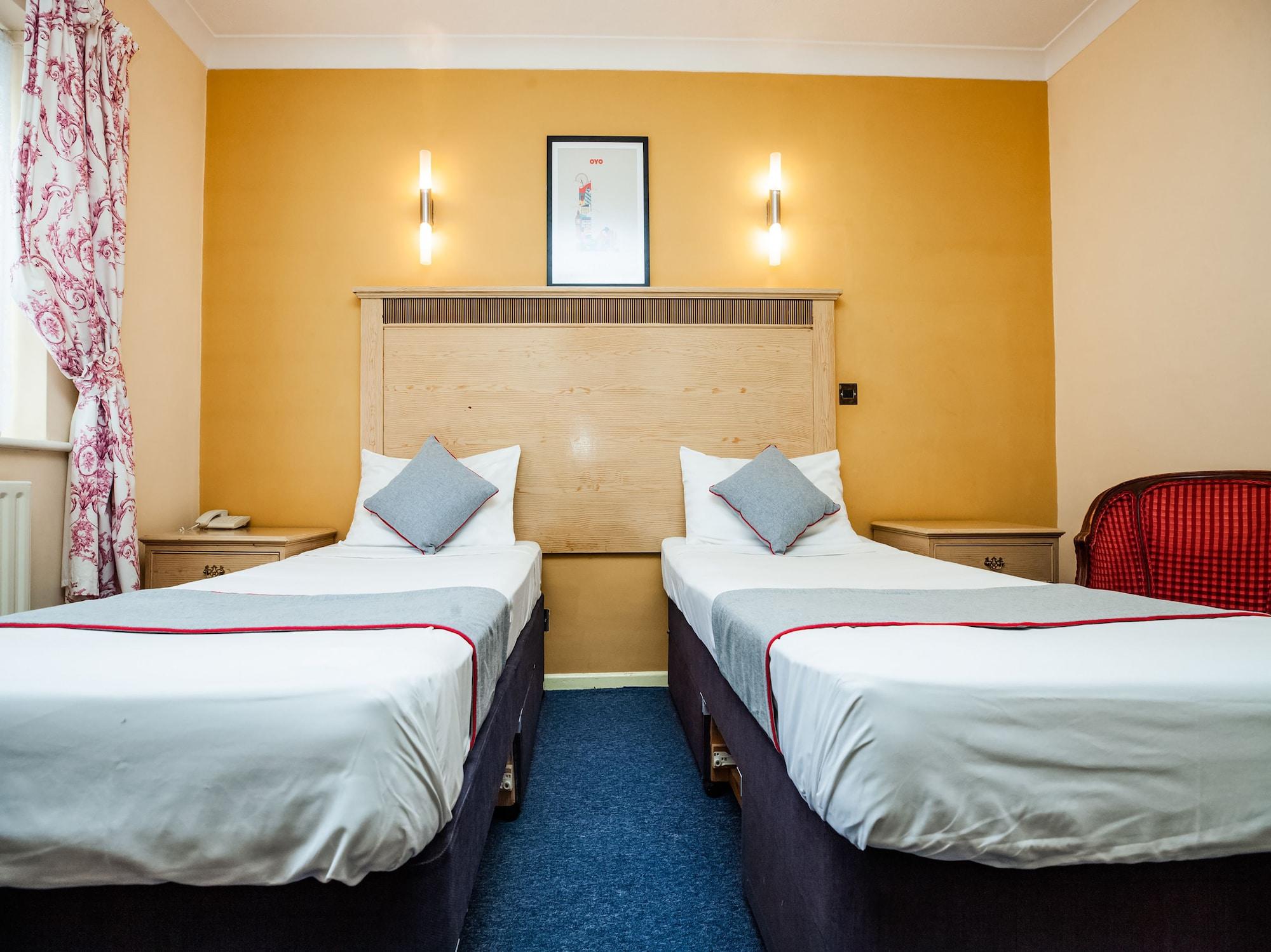 Hotel Oyo Osterley Park à Isleworth Extérieur photo