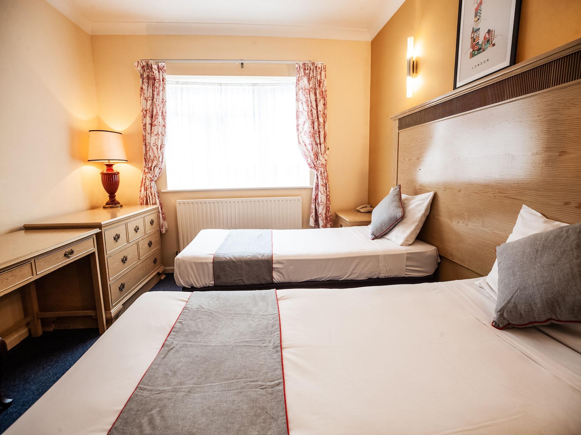 Hotel Oyo Osterley Park à Isleworth Extérieur photo