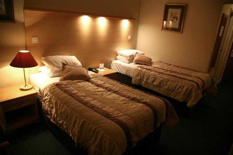 Hotel Oyo Osterley Park à Isleworth Extérieur photo