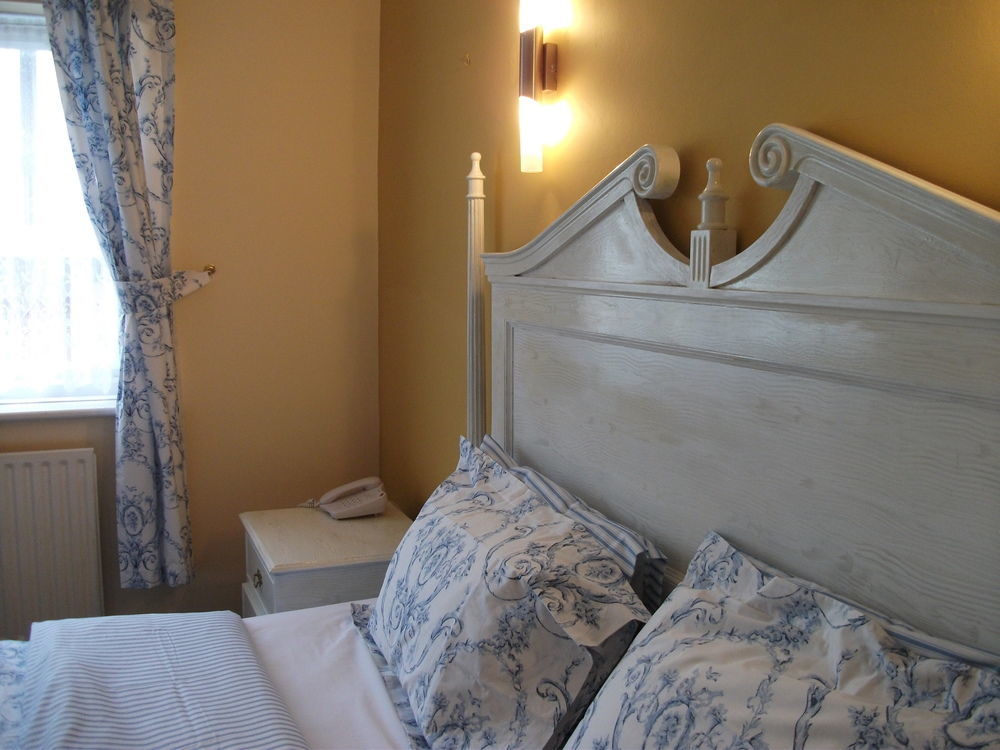 Hotel Oyo Osterley Park à Isleworth Extérieur photo